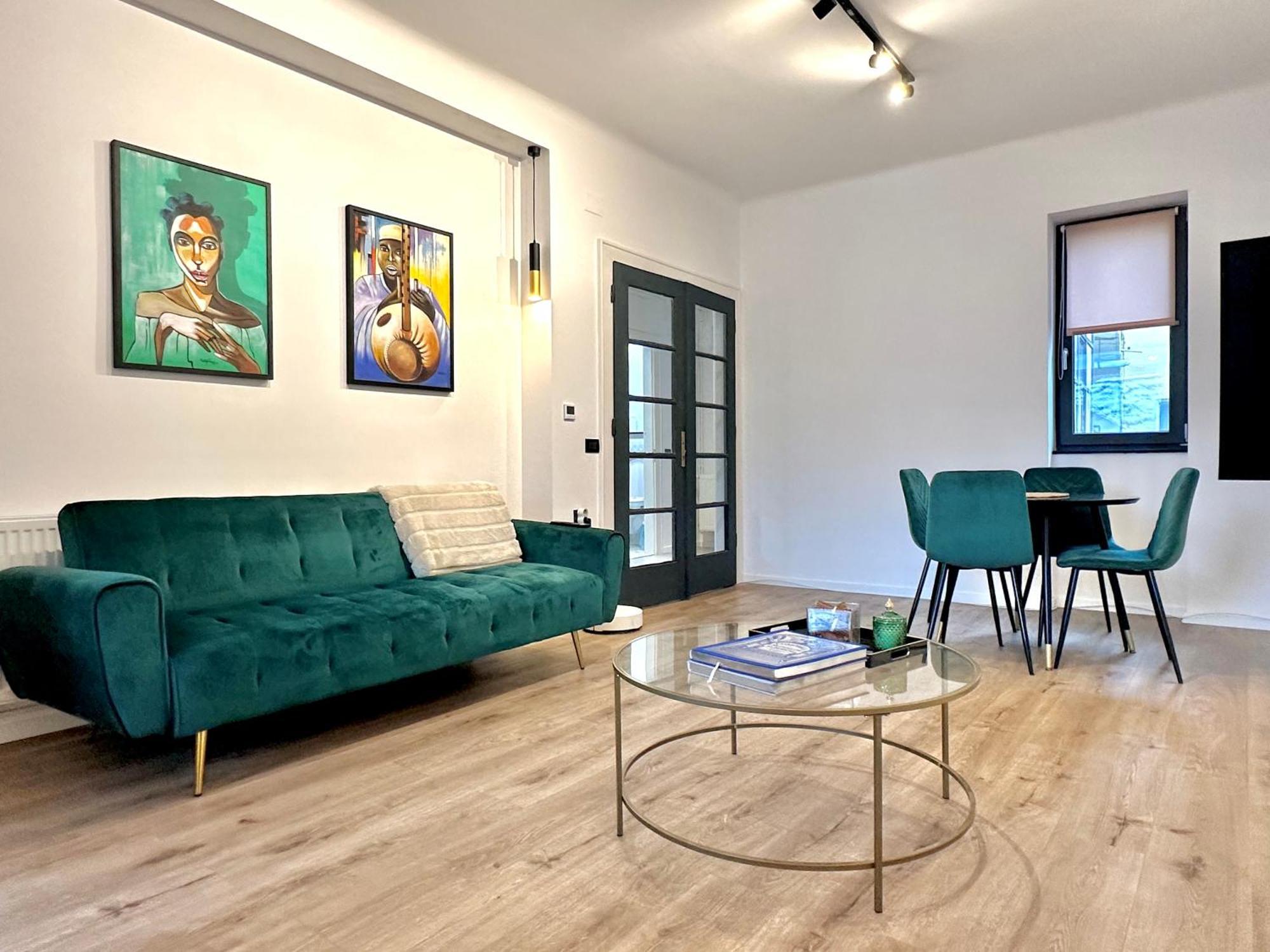Peaceful Condo For Romantic Getaways Near Black Church - 3Min Walk Braşov Eksteriør bilde